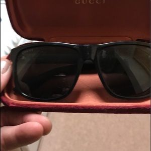 mens gucci sunglasses.